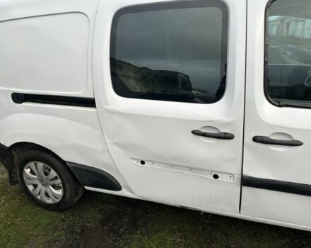 Белый Рено Кенгу Экспресс, объемом двигателя 1.5 л и пробегом 200 тыс. км за 4300 $, фото 6 на Automoto.ua