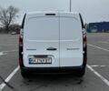 Білий Рено Кєнгу Експресс, об'ємом двигуна 1.5 л та пробігом 157 тис. км за 10500 $, фото 3 на Automoto.ua