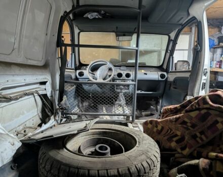 Белый Рено Кенгу Экспресс, объемом двигателя 2 л и пробегом 200 тыс. км за 800 $, фото 5 на Automoto.ua