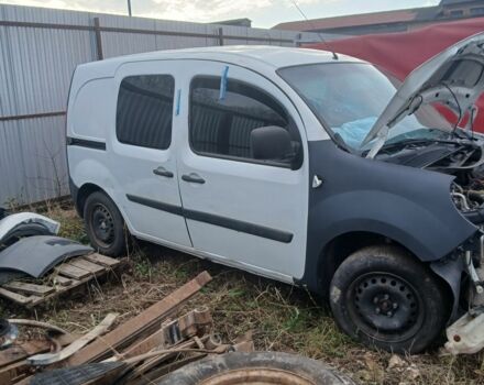 Белый Рено Кенгу Экспресс, объемом двигателя 1.5 л и пробегом 215 тыс. км за 1700 $, фото 3 на Automoto.ua