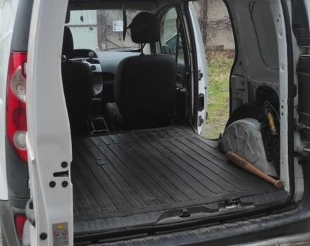 Белый Рено Кенгу Экспресс, объемом двигателя 1.5 л и пробегом 372 тыс. км за 5100 $, фото 10 на Automoto.ua