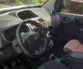 Белый Рено Кенгу Экспресс, объемом двигателя 1.49 л и пробегом 241 тыс. км за 10000 $, фото 3 на Automoto.ua