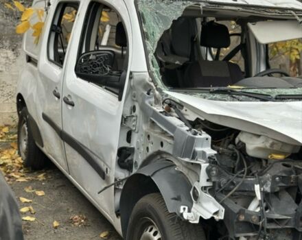 Белый Рено Кенгу Экспресс, объемом двигателя 1.46 л и пробегом 196 тыс. км за 2800 $, фото 1 на Automoto.ua