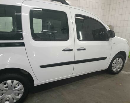 Белый Рено Кенгу Экспресс, объемом двигателя 1.5 л и пробегом 109 тыс. км за 9700 $, фото 7 на Automoto.ua