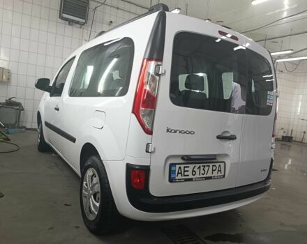 Белый Рено Кенгу Экспресс, объемом двигателя 1.5 л и пробегом 109 тыс. км за 9700 $, фото 3 на Automoto.ua