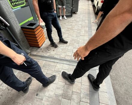 Білий Рено Кєнгу Експресс, об'ємом двигуна 1.5 л та пробігом 158 тис. км за 8000 $, фото 5 на Automoto.ua