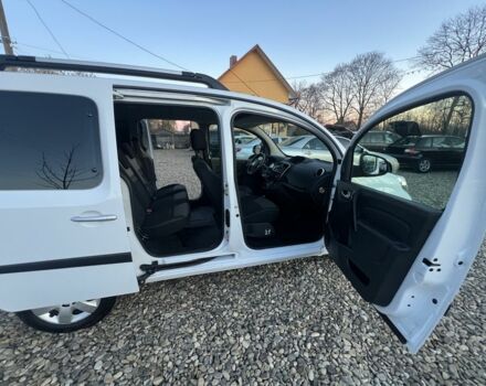 Белый Рено Кенгу Экспресс, объемом двигателя 1.5 л и пробегом 270 тыс. км за 10799 $, фото 19 на Automoto.ua