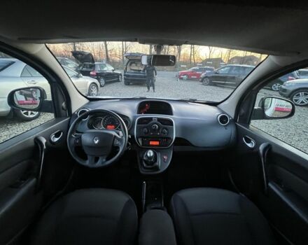 Белый Рено Кенгу Экспресс, объемом двигателя 1.5 л и пробегом 270 тыс. км за 10799 $, фото 11 на Automoto.ua