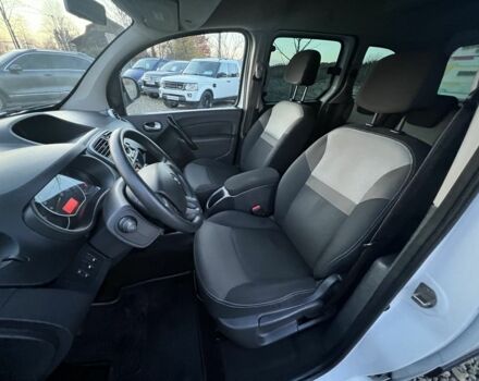 Белый Рено Кенгу Экспресс, объемом двигателя 1.5 л и пробегом 270 тыс. км за 10799 $, фото 7 на Automoto.ua