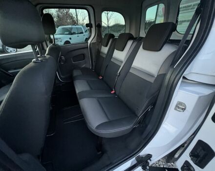 Белый Рено Кенгу Экспресс, объемом двигателя 1.5 л и пробегом 270 тыс. км за 10799 $, фото 16 на Automoto.ua