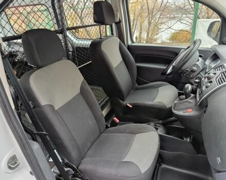 Білий Рено Кєнгу Експресс, об'ємом двигуна 0 л та пробігом 41 тис. км за 13000 $, фото 5 на Automoto.ua