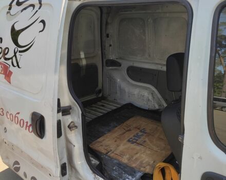 Білий Рено Кєнгу Експресс, об'ємом двигуна 1.5 л та пробігом 300 тис. км за 1900 $, фото 7 на Automoto.ua