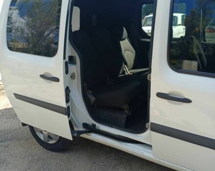 Белый Рено Кенгу Экспресс, объемом двигателя 0 л и пробегом 263 тыс. км за 6800 $, фото 2 на Automoto.ua