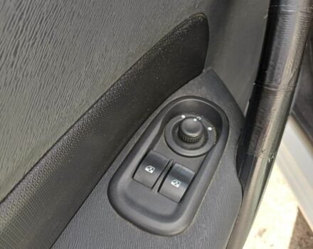 Белый Рено Кенгу Экспресс, объемом двигателя 0 л и пробегом 263 тыс. км за 6800 $, фото 6 на Automoto.ua