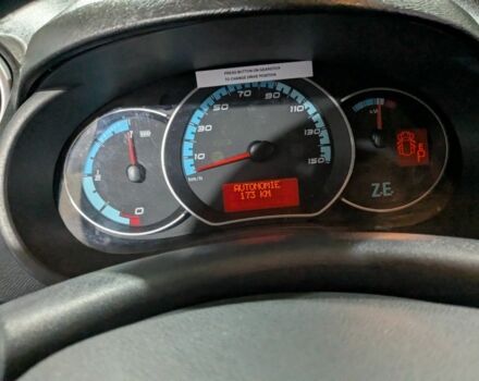 Белый Рено Кенгу Экспресс, объемом двигателя 0 л и пробегом 52 тыс. км за 8750 $, фото 13 на Automoto.ua