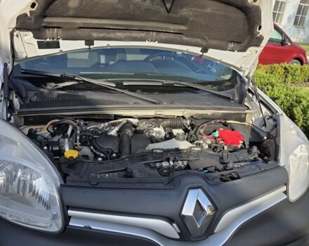 Белый Рено Кенгу Экспресс, объемом двигателя 1.5 л и пробегом 255 тыс. км за 8550 $, фото 8 на Automoto.ua