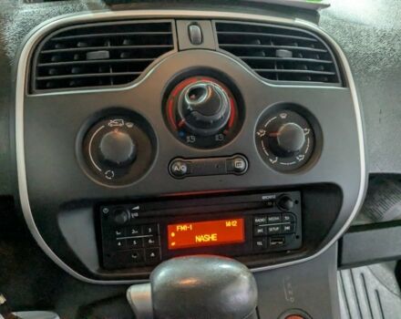 Белый Рено Кенгу Экспресс, объемом двигателя 0 л и пробегом 52 тыс. км за 8750 $, фото 15 на Automoto.ua