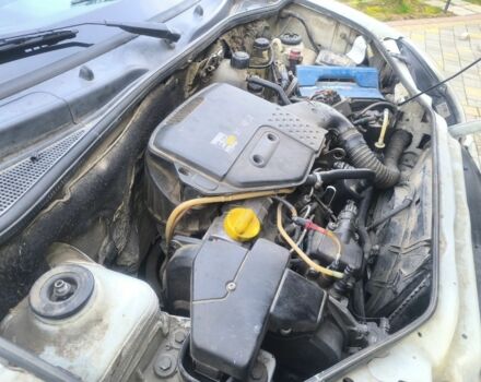 Белый Рено Кенгу Экспресс, объемом двигателя 1.9 л и пробегом 329 тыс. км за 3800 $, фото 21 на Automoto.ua