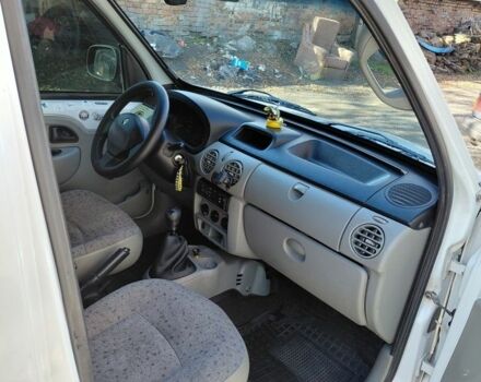 Белый Рено Кенгу Экспресс, объемом двигателя 1.4 л и пробегом 387 тыс. км за 2700 $, фото 6 на Automoto.ua