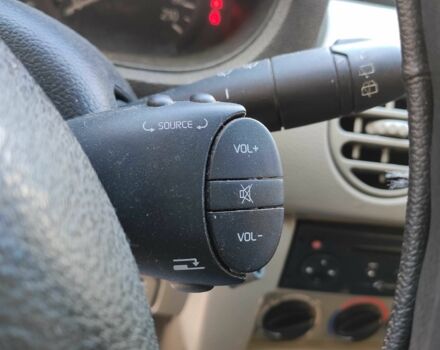 Рено Кєнгу Експресс 2007 у Києві на Automoto.ua Білий Рено Кєнгу Експресс, об'ємом двигуна 1.5 л та пробігом 240 тис. км за 3500 $, фото 8 на Automoto.ua