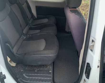 Белый Рено Кенгу Экспресс, объемом двигателя 1.5 л и пробегом 270 тыс. км за 4900 $, фото 6 на Automoto.ua