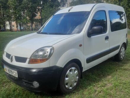 Рено Кєнгу Експресс 2004 у Харкові на Automoto.ua Білий Рено Кєнгу Експресс, об'ємом двигуна 1.2 л та пробігом 188 тис. км за 4015 $, фото 1 на Automoto.ua