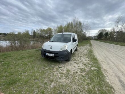 Рено Кєнгу Експресс 2010 у Рівному на Automoto.ua Білий Рено Кєнгу Експресс, об'ємом двигуна 1.5 л та пробігом 283 тис. км за 5800 $, фото 1 на Automoto.ua