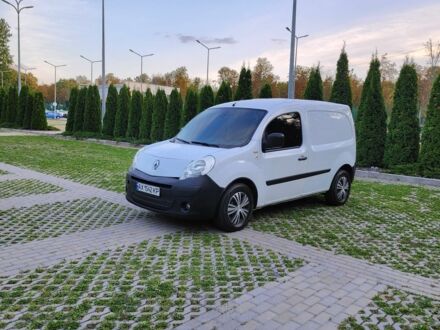 Рено Кєнгу Експресс 2011 у Харкові на Automoto.ua Білий Рено Кєнгу Експресс, об'ємом двигуна 1.5 л та пробігом 210 тис. км за 4250 $, фото 1 на Automoto.ua