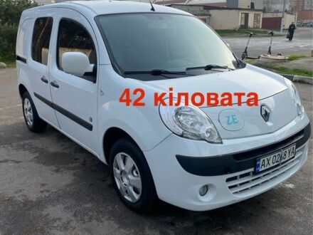 Белый Рено Кенгу Экспресс, объемом двигателя 0 л и пробегом 80 тыс. км за 8500 $, фото 1 на Automoto.ua