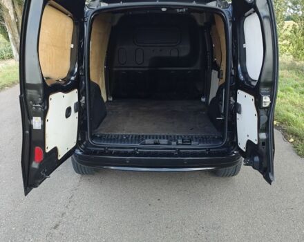 Черный Рено Кенгу Экспресс, объемом двигателя 1.5 л и пробегом 255 тыс. км за 9950 $, фото 7 на Automoto.ua