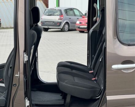 Коричневый Рено Кенгу Экспресс, объемом двигателя 1.5 л и пробегом 154 тыс. км за 13499 $, фото 10 на Automoto.ua