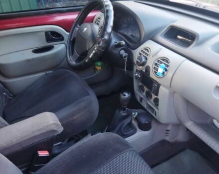 Червоний Рено Кєнгу Експресс, об'ємом двигуна 1.4 л та пробігом 250 тис. км за 4000 $, фото 3 на Automoto.ua