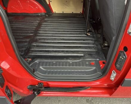 Рено Кенгу Экспресс 2013 в Хороле на Automoto.ua Красный Рено Кенгу Экспресс, объемом двигателя 1.5 л и пробегом 280 тыс. км за 7200 $, фото 23 на Automoto.ua