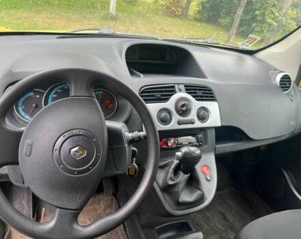 Желтый Рено Кенгу Экспресс, объемом двигателя 0 л и пробегом 60 тыс. км за 7000 $, фото 4 на Automoto.ua