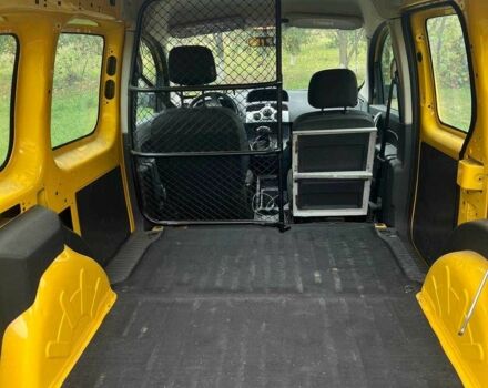 Желтый Рено Кенгу Экспресс, объемом двигателя 0 л и пробегом 60 тыс. км за 7000 $, фото 3 на Automoto.ua