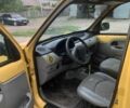 Желтый Рено Кенгу Экспресс, объемом двигателя 1.5 л и пробегом 220 тыс. км за 2500 $, фото 7 на Automoto.ua