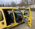 Желтый Рено Кенгу Экспресс, объемом двигателя 1.5 л и пробегом 185 тыс. км за 2350 $, фото 8 на Automoto.ua
