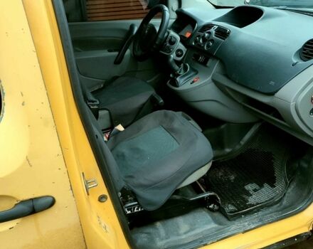 Желтый Рено Кенгу Экспресс, объемом двигателя 1.5 л и пробегом 329 тыс. км за 3499 $, фото 6 на Automoto.ua