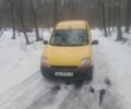 Желтый Рено Кенгу Экспресс, объемом двигателя 1.9 л и пробегом 313 тыс. км за 3200 $, фото 1 на Automoto.ua