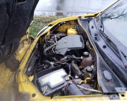 Желтый Рено Кенгу Экспресс, объемом двигателя 1.9 л и пробегом 200 тыс. км за 2200 $, фото 11 на Automoto.ua