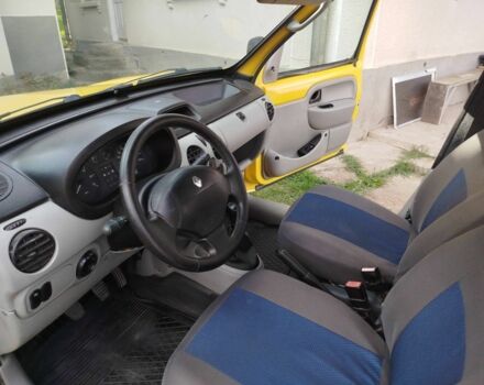 Желтый Рено Кенгу Экспресс, объемом двигателя 1.5 л и пробегом 260 тыс. км за 3600 $, фото 3 на Automoto.ua