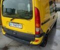 Желтый Рено Кенгу Экспресс, объемом двигателя 1.5 л и пробегом 250 тыс. км за 115000 $, фото 2 на Automoto.ua