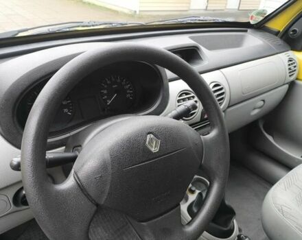 Желтый Рено Кенгу Экспресс, объемом двигателя 1.5 л и пробегом 225 тыс. км за 1886 $, фото 4 на Automoto.ua