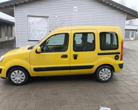 Желтый Рено Кенгу Экспресс, объемом двигателя 1.5 л и пробегом 225 тыс. км за 1886 $, фото 2 на Automoto.ua
