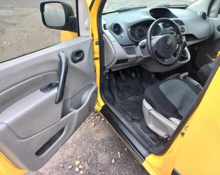 Желтый Рено Кенгу Экспресс, объемом двигателя 1.5 л и пробегом 260 тыс. км за 3700 $, фото 14 на Automoto.ua