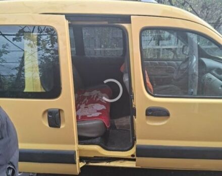 Желтый Рено Кенгу Экспресс, объемом двигателя 1.5 л и пробегом 215 тыс. км за 3784 $, фото 3 на Automoto.ua