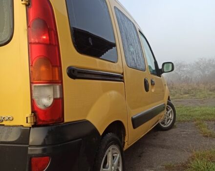 Желтый Рено Кенгу Экспресс, объемом двигателя 1.5 л и пробегом 345 тыс. км за 3499 $, фото 4 на Automoto.ua