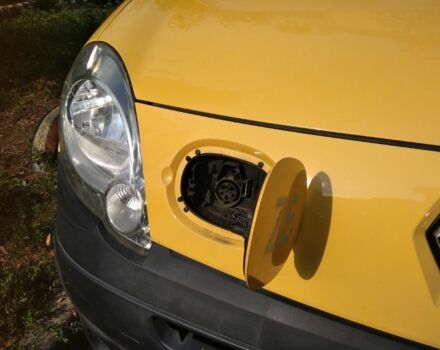 Желтый Рено Кенгу Экспресс, объемом двигателя 0 л и пробегом 1 тыс. км за 8300 $, фото 5 на Automoto.ua