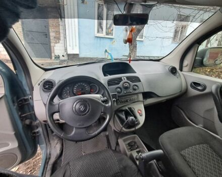 Серый Рено Кенгу Экспресс, объемом двигателя 1.5 л и пробегом 227 тыс. км за 6600 $, фото 4 на Automoto.ua