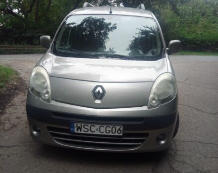 Серый Рено Кенгу Экспресс, объемом двигателя 0 л и пробегом 375 тыс. км за 135000 $, фото 1 на Automoto.ua